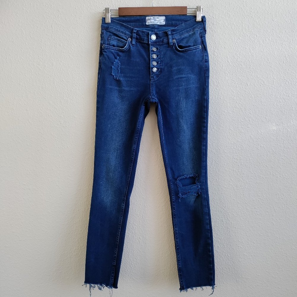 Free People Distressed Skinny Cropped Jeans with Button Fly and Raw Hems Sz W27